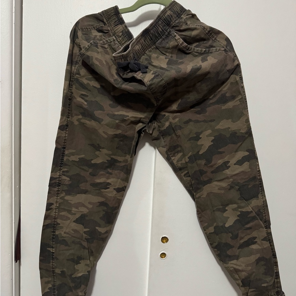 Aeropostale Camouflage Joggers